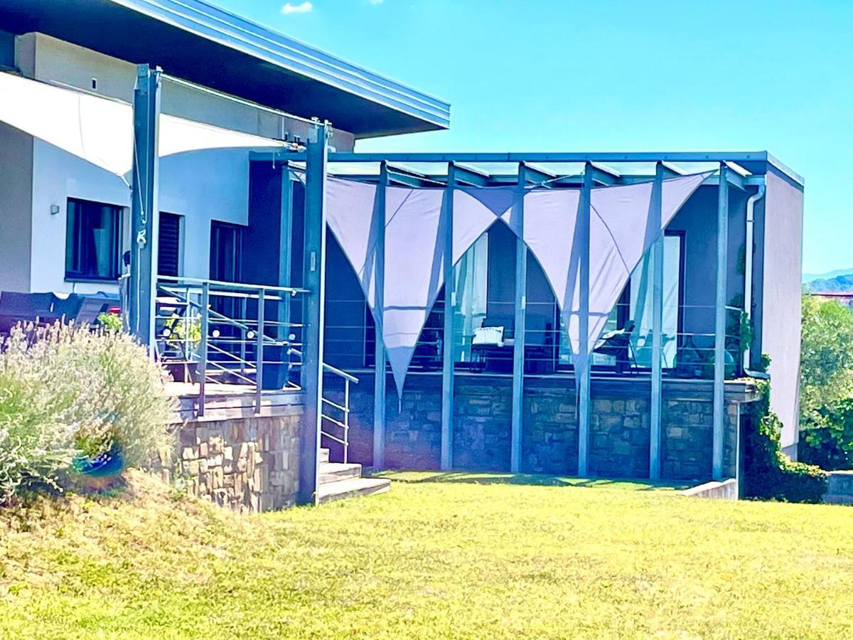 Mega Apartamento Prvacina Exterior foto